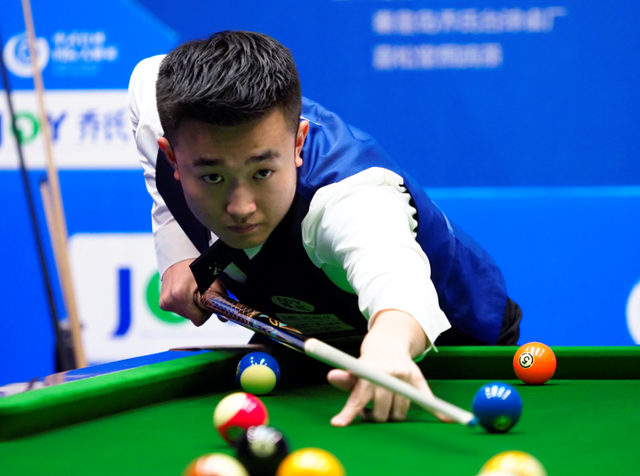 市与看台共 市与看台共